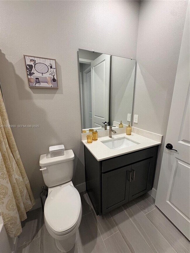 Building Photo - 5020-5124 124th Ave E