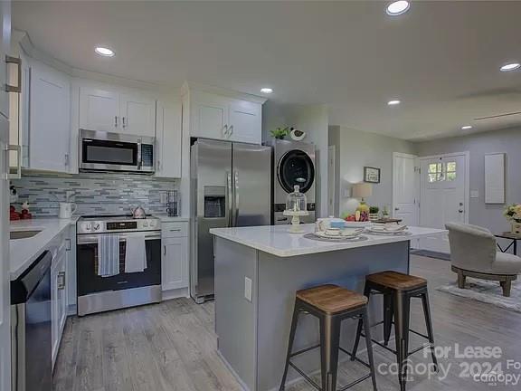 Building Photo - 1208 Fontana Ave