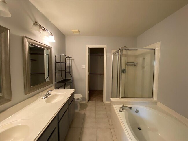 Building Photo - 38 Musgrove Pl