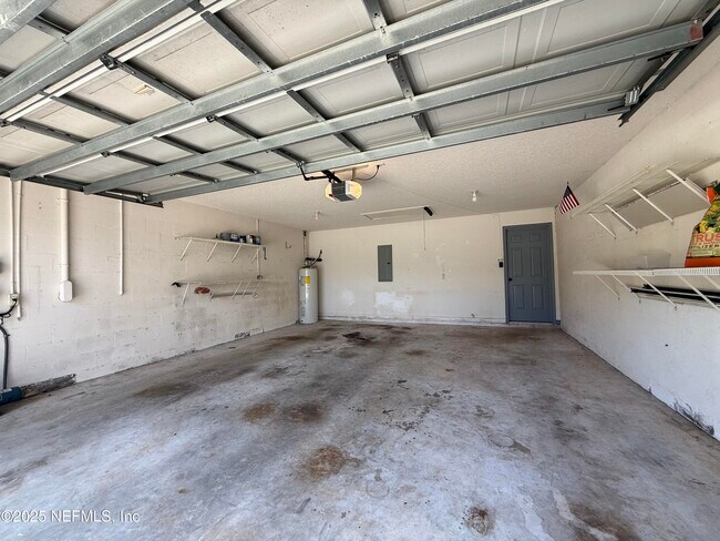 Building Photo - 4725 Innisbrook Ct N