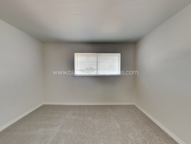 Building Photo - 1804 Bristol Cove