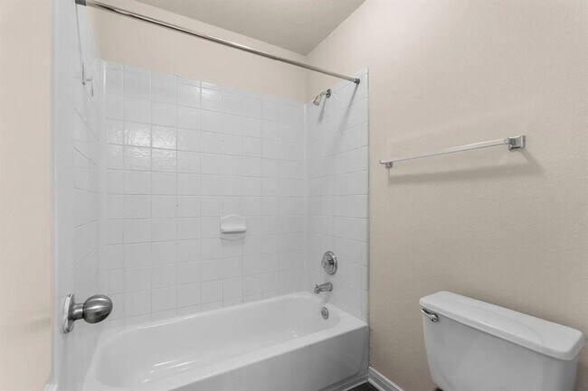 Building Photo - 1209 Laurel Oak Trail