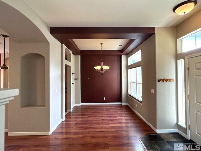 Building Photo - 3340 Sansol Ct