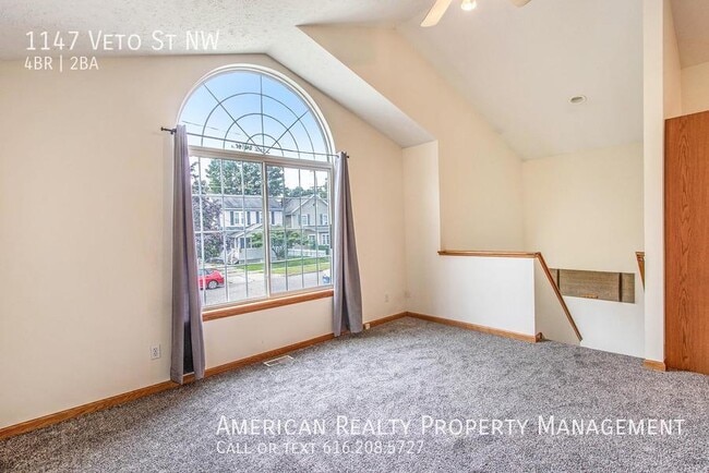 Building Photo - 1147 Veto St NW