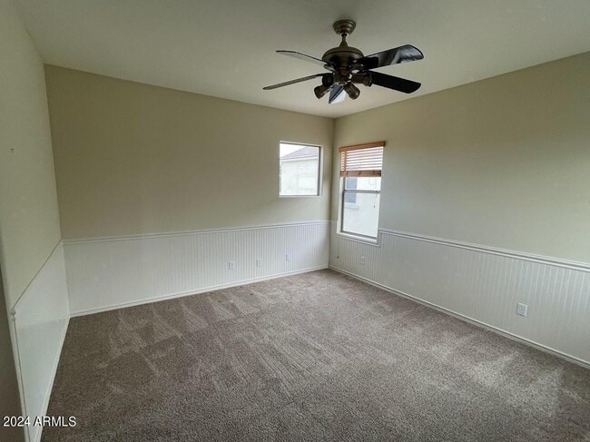 Building Photo - 4940 E Runaway Bay Dr