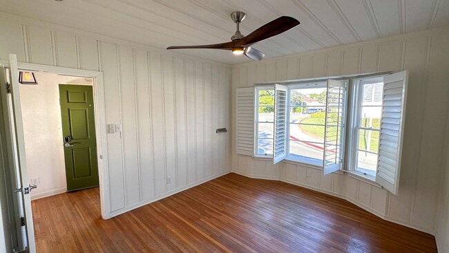 Building Photo - Classic View Park Rental