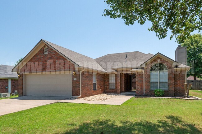 Primary Photo - 2765 Archer Ln