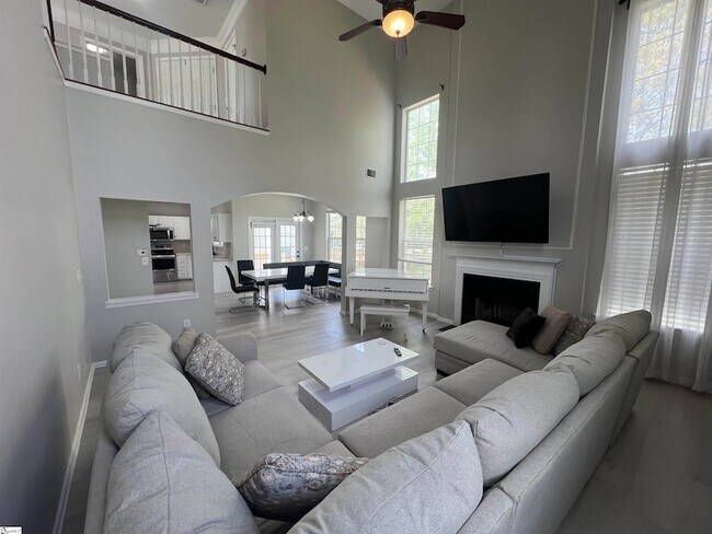 Building Photo - 522 Peach Grove Pl