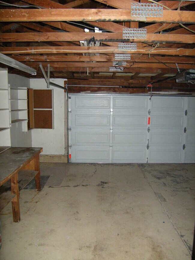 Building Photo - 247 Belford Pl