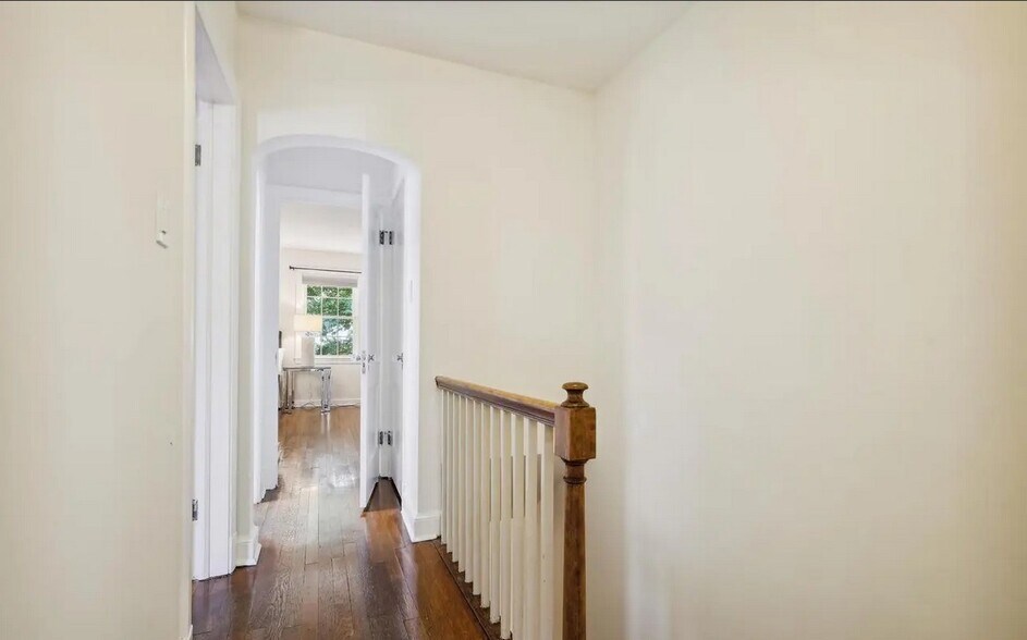 Building Photo - 1770 Hobart St NW