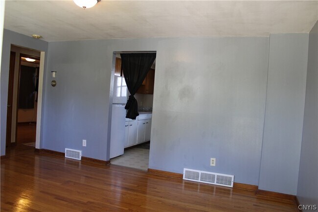 Building Photo - 417 Hazelhurst Ave