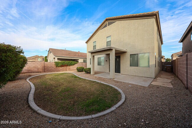 Building Photo - 9043 W Fullam St