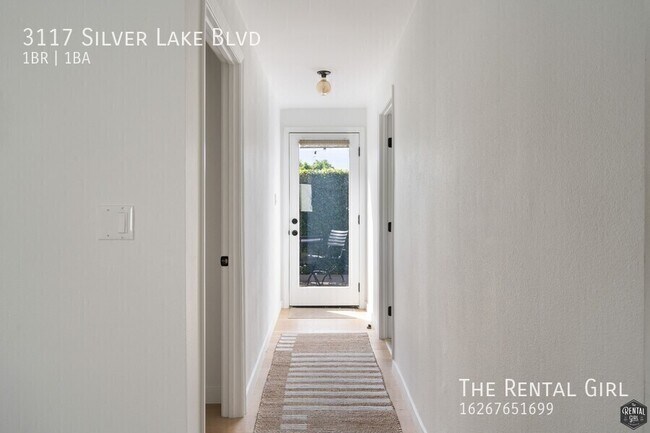 Building Photo - 3117 Silver Lake Blvd