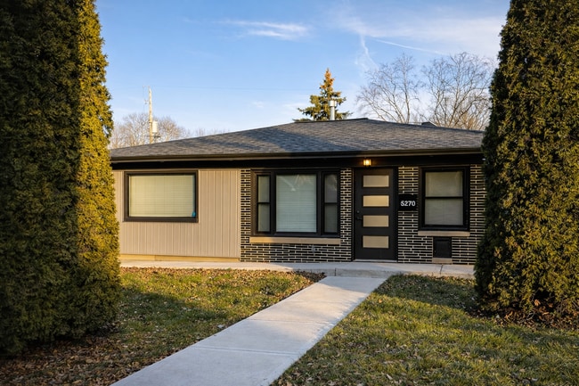Building Photo - 5270 N 57th St