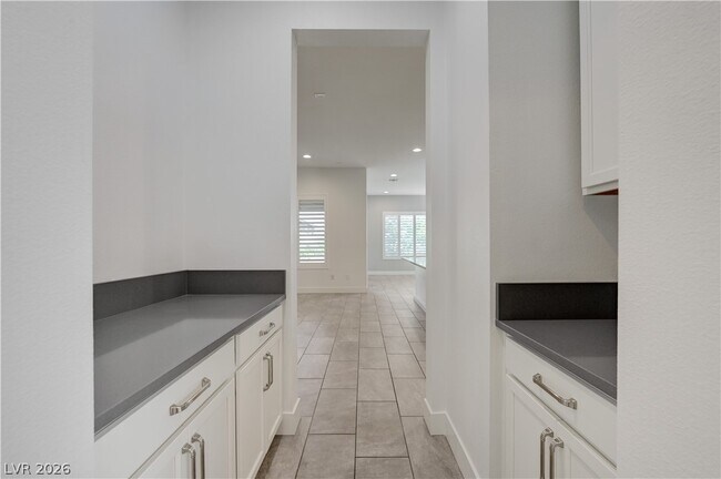 Building Photo - 6020 Langreo Ln