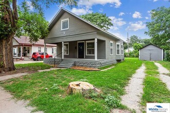 Building Photo - 2 bedroom 1 bath home