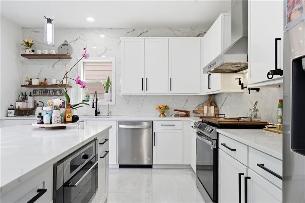 Building Photo - 2731 Amalfi Way NW
