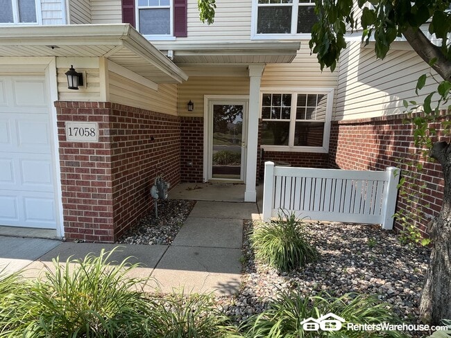 Building Photo - 17058 Embers Ave