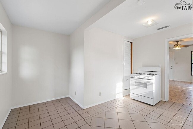 Building Photo - 1312 N 3rd St