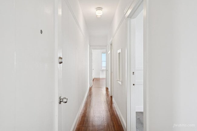 Building Photo - 2425 Fillmore St