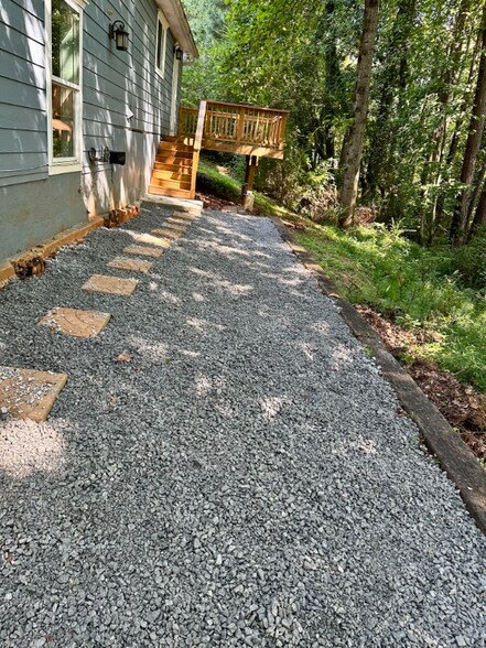 Building Photo - 4990 Turtle Rock Dr