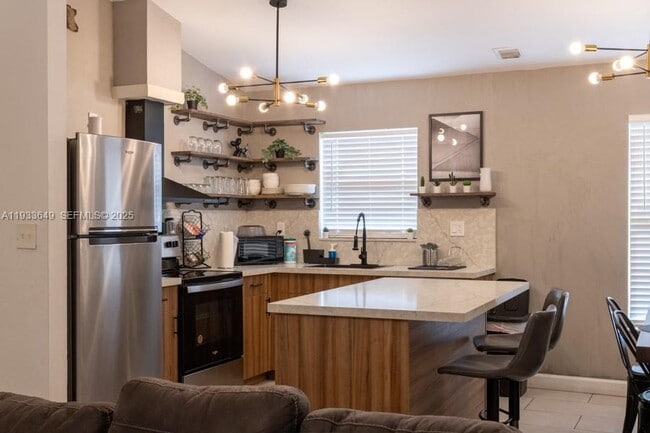 Building Photo - 765 NW 77th St