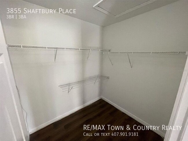 Building Photo - 3855 Shaftbury Pl