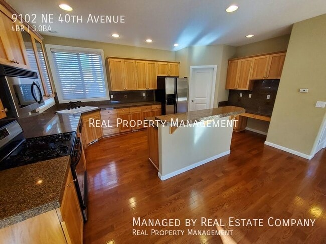 Building Photo - 9102 NE 40th Ave