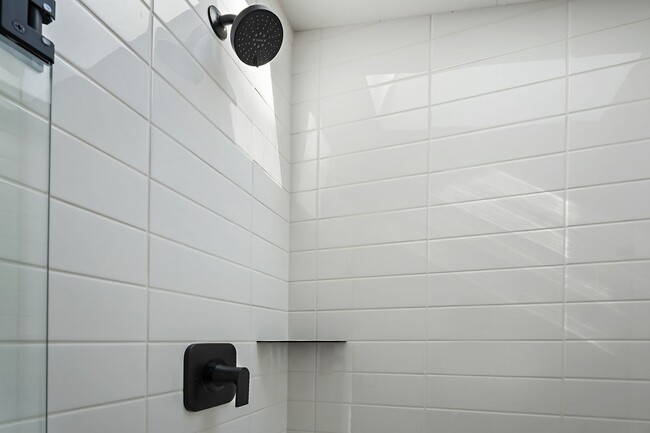 Building Photo - Morris Street Commons Modualr Living! 2/1 55+ Community Living!