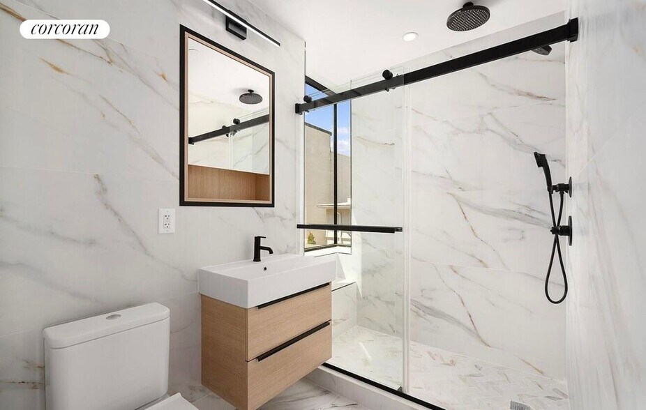 Building Photo - 18-11 21st Dr