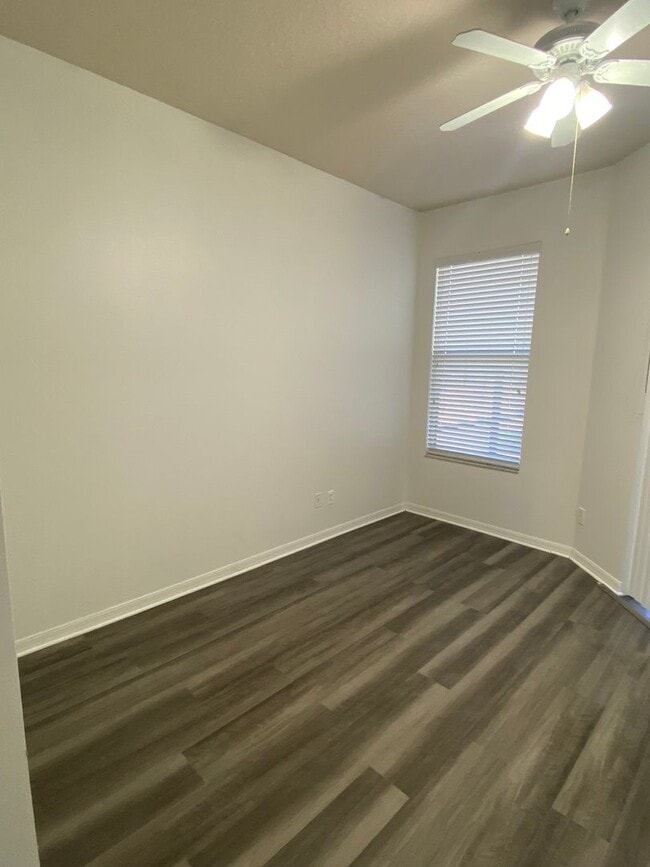 Building Photo - Pool Home for Rent