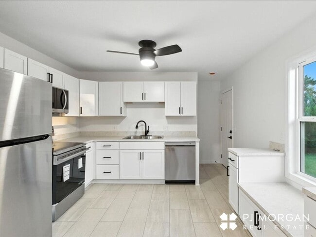 Building Photo - Midtown Modern Ranch-Don't Miss Out! - Price Decrease