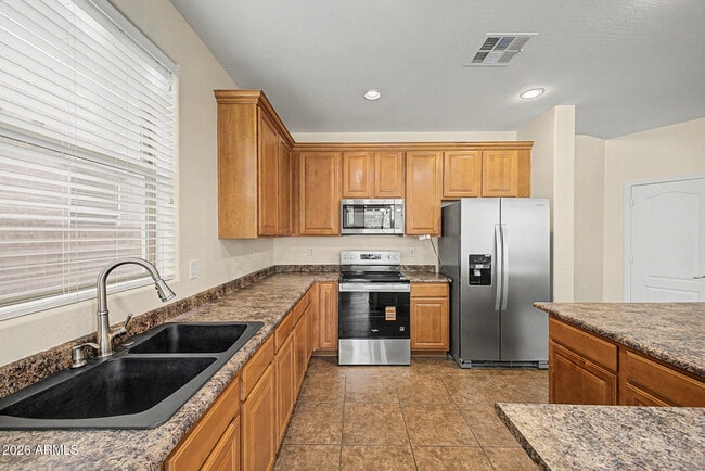 Building Photo - 7842 W Andrea Dr