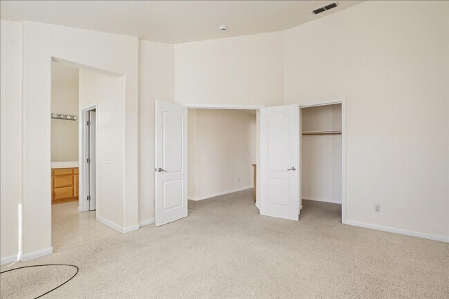 Building Photo - 9074 Piazza Ct