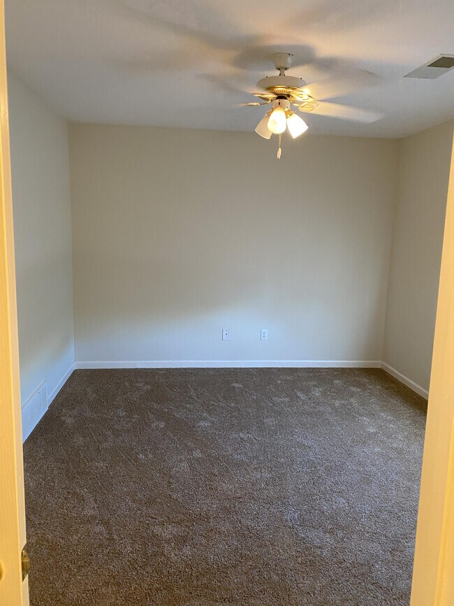 Building Photo - 1608 Kirby Pkwy