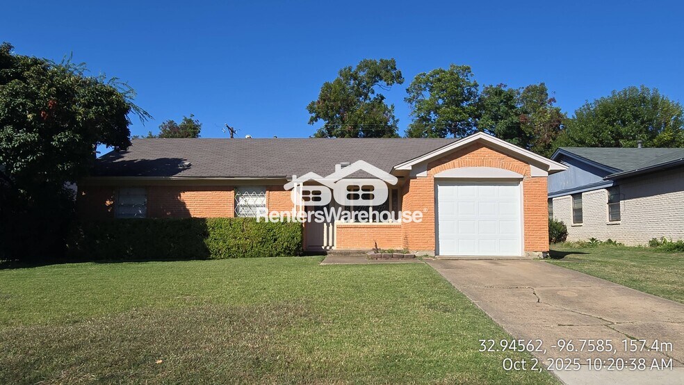 Primary Photo - 610 Dover Dr