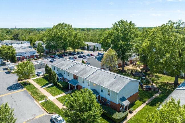 100 Princess Ann St - Hazel Hill