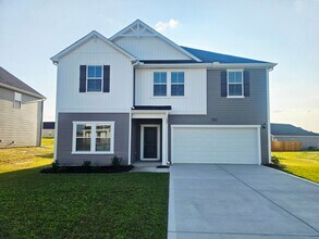 Building Photo - NEW 4- Bedroom Home With Loft, Bonus Room and Fenced Backyard