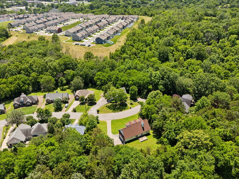 Building Photo - 316 McCoin Dr
