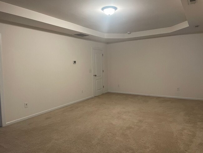 Building Photo - All you need and more in Millbridge!