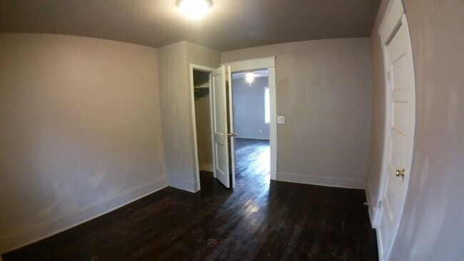 Building Photo - 2 Bedroom House Near Downtown OKC