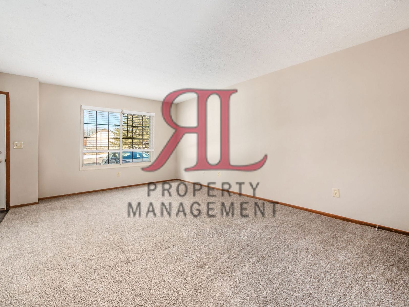 Building Photo - 5496 Kenneylane Blvd