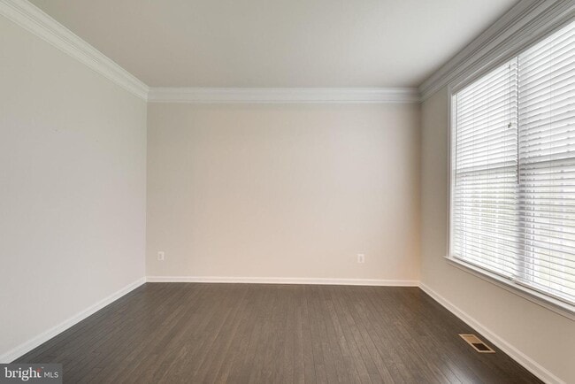 Building Photo - 41256 Lenah Point Dr