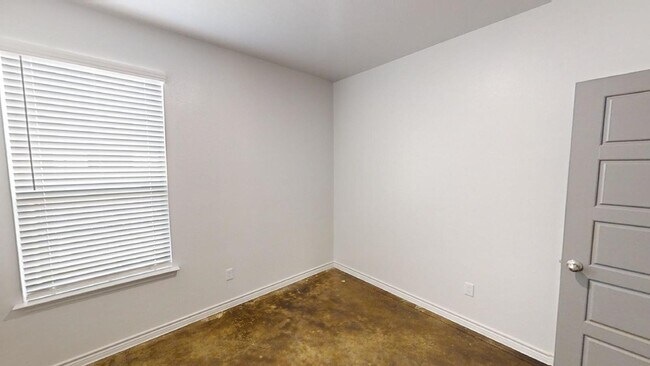 Building Photo - 206 Riptide Rd