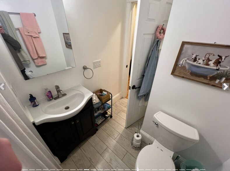 Building Photo - 42 Gorham St