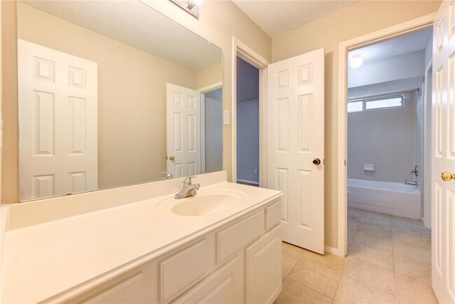 Building Photo - 22906 Kimberwicke Ct
