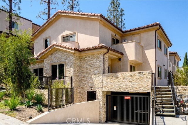 Primary Photo - 357 Harvey Dr