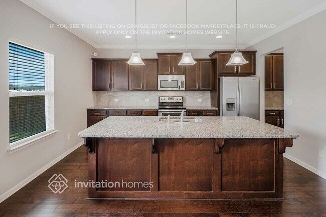 Building Photo - 10225 Snowbell Ct