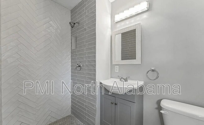 Building Photo - 3901 Vogel Dr NW