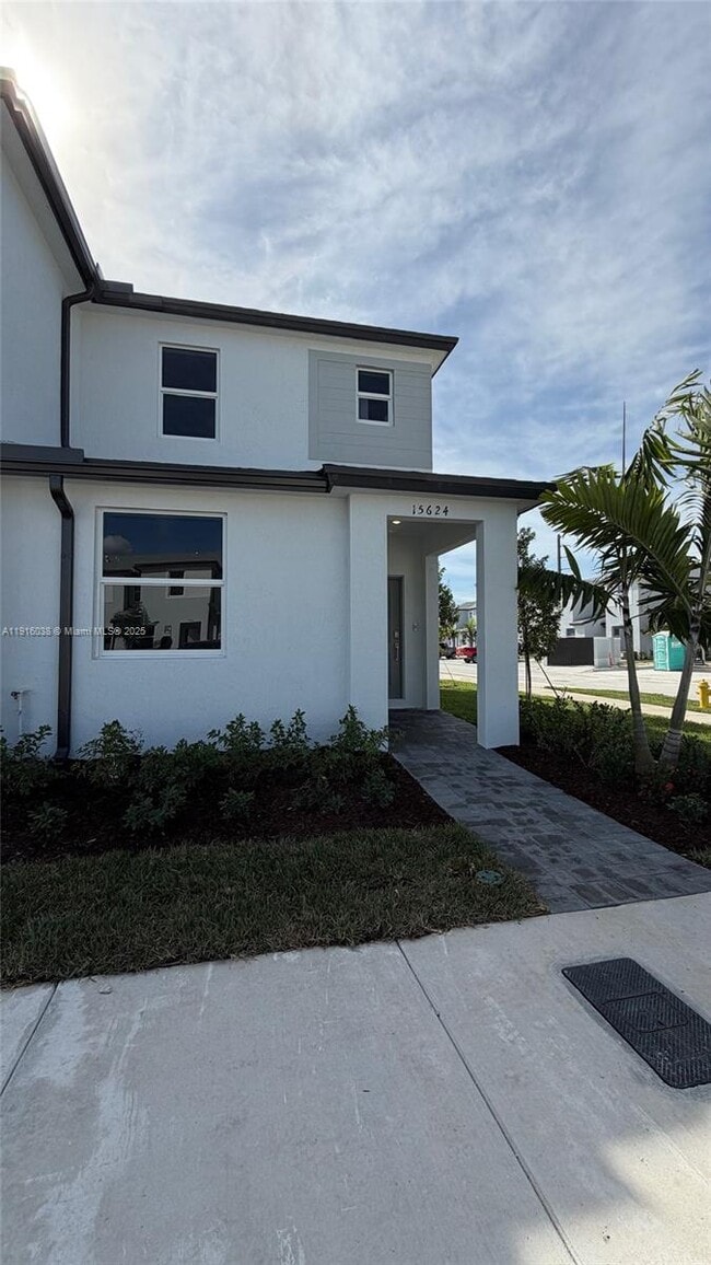 Primary Photo - 15624 SW 276th Terrace